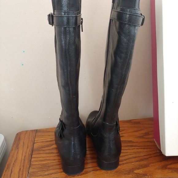 NATURALIZER Knee High 7W Wide Shaft Leather Boots - Picture 8 of 8